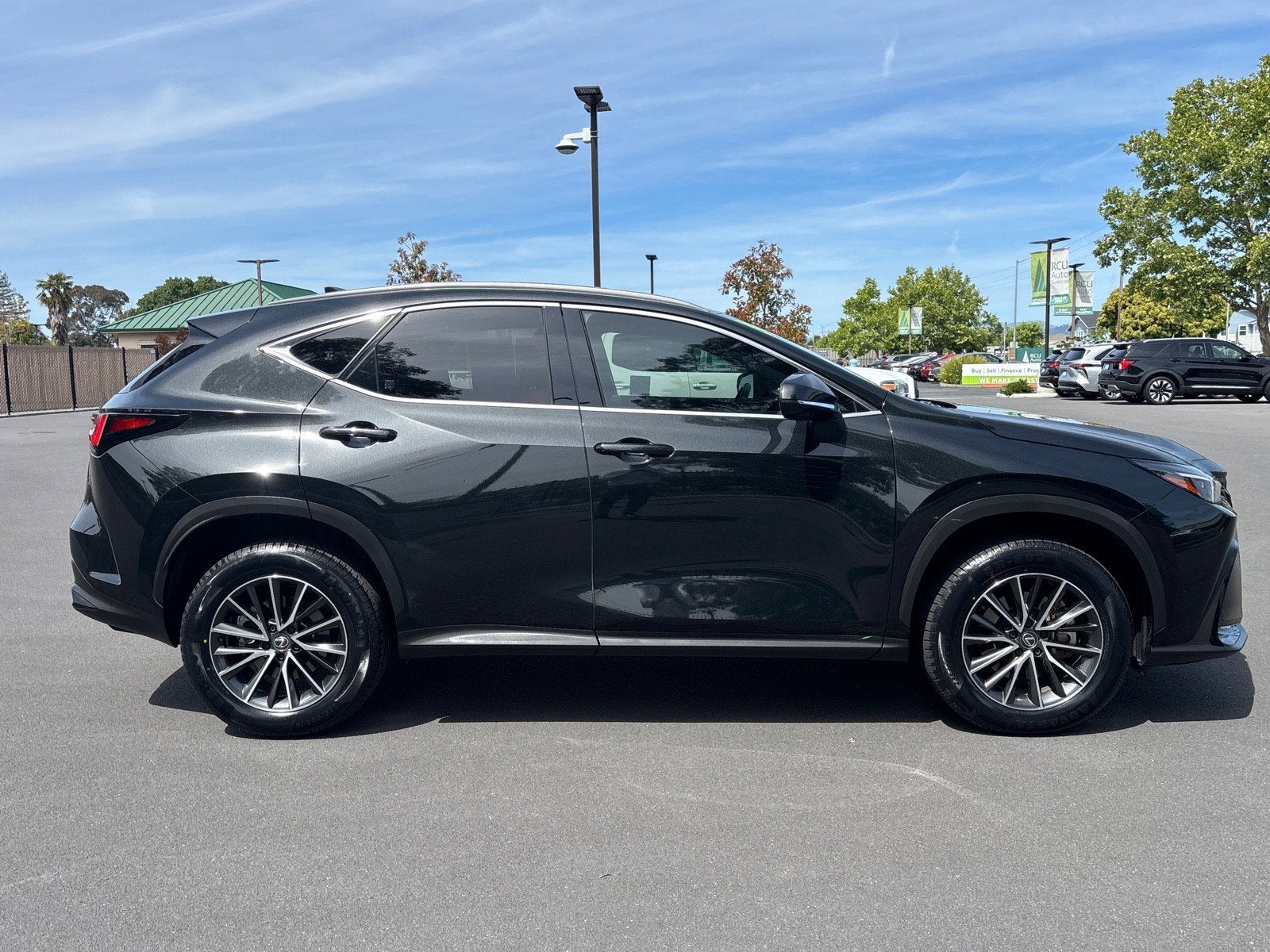 2024 Lexus NX NX 350h Premium