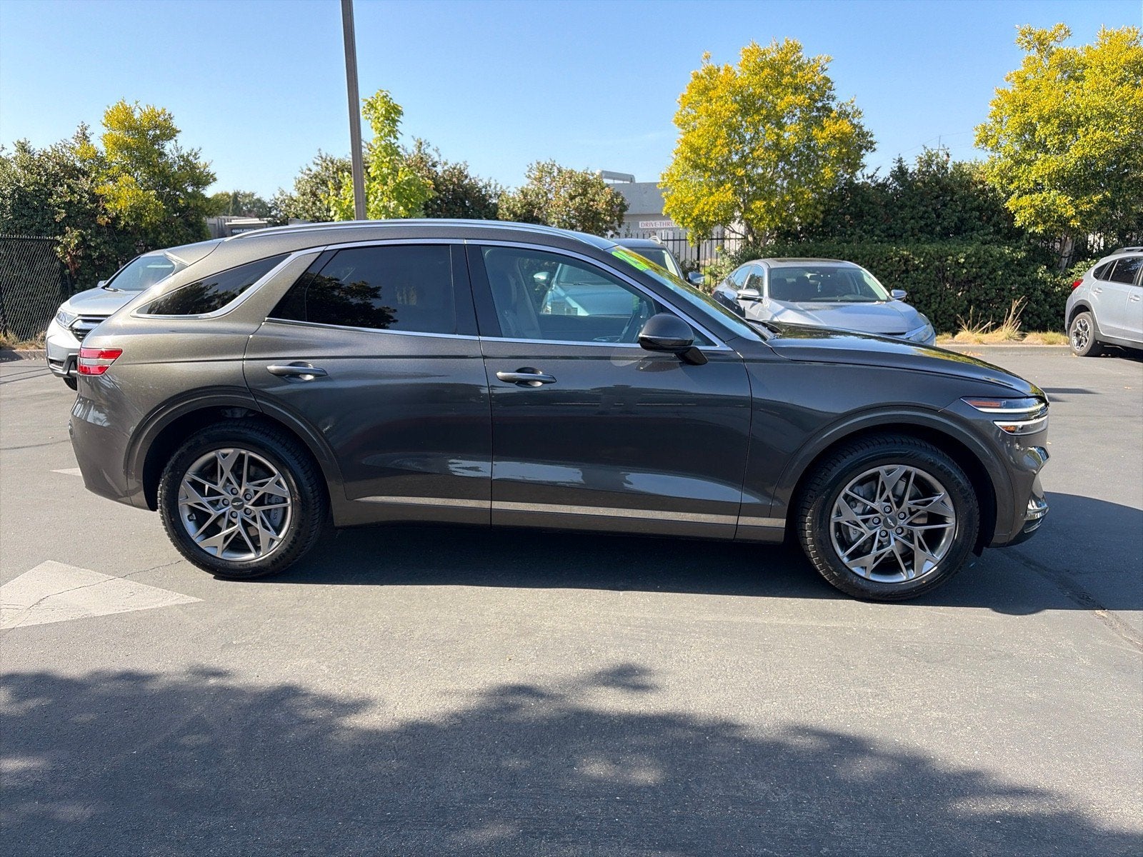 2025 Genesis GV70 2.5T
