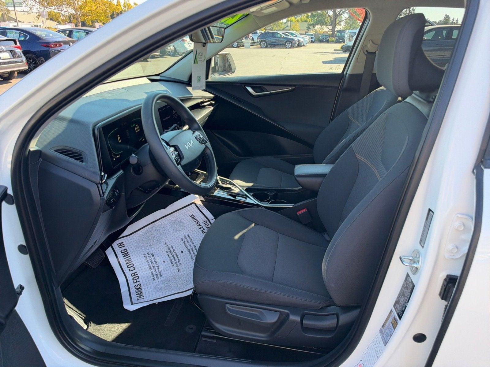 2025 Kia Niro LX