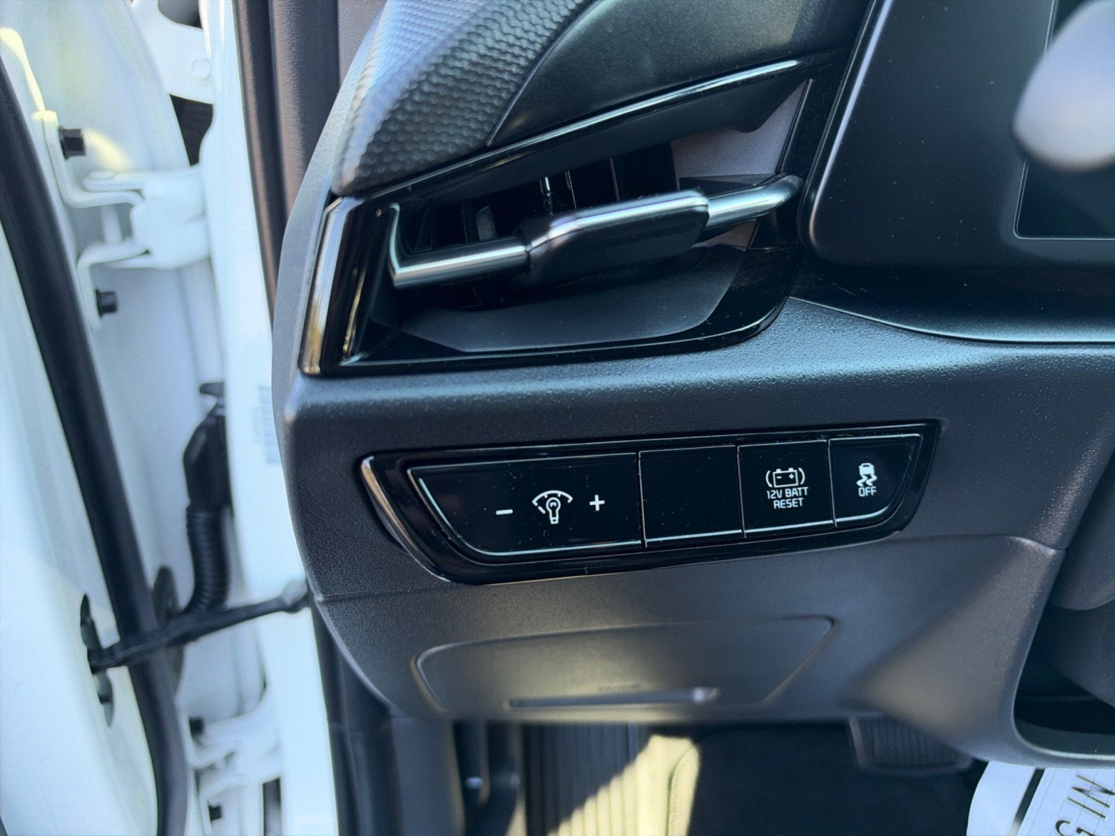 2025 Kia Niro LX