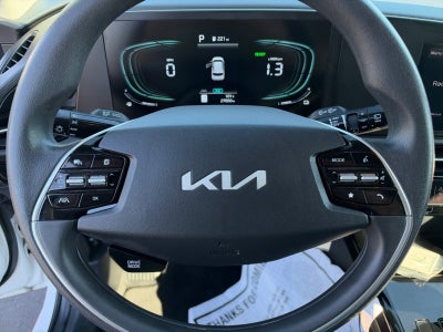 2025 Kia Niro LX