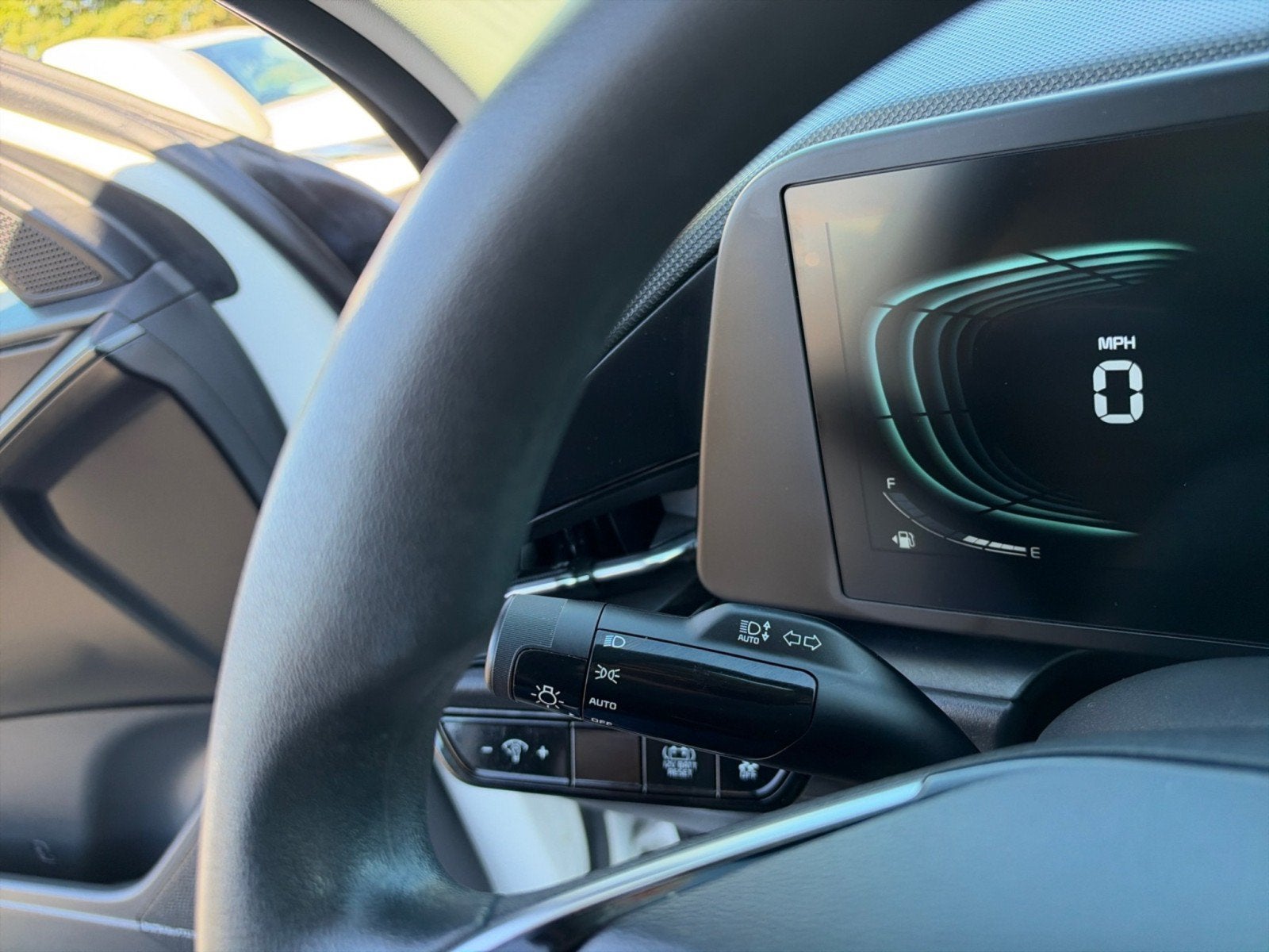 2025 Kia Niro LX