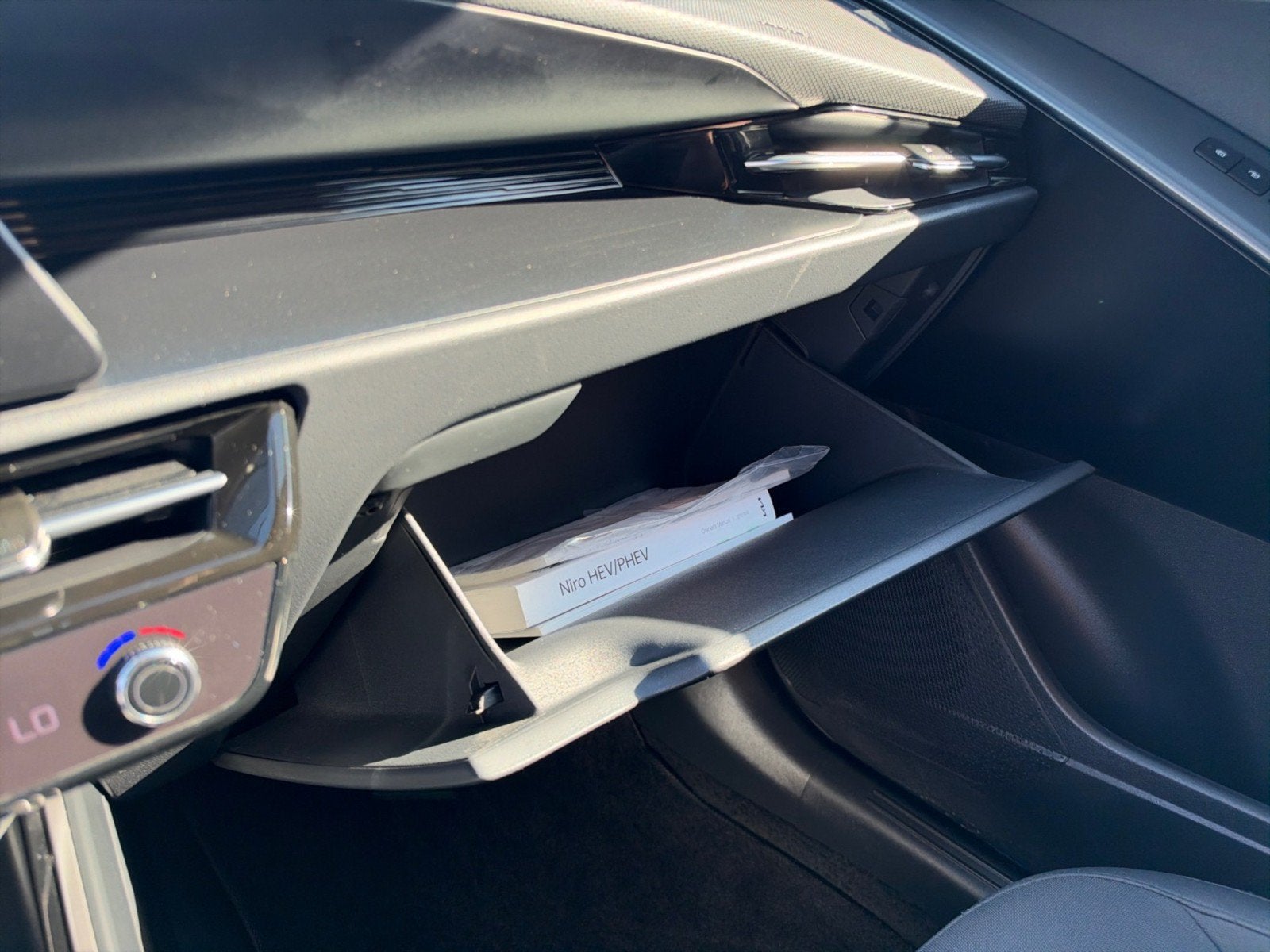 2025 Kia Niro LX