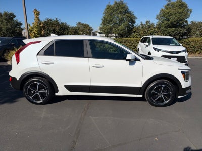 2025 Kia Niro LX