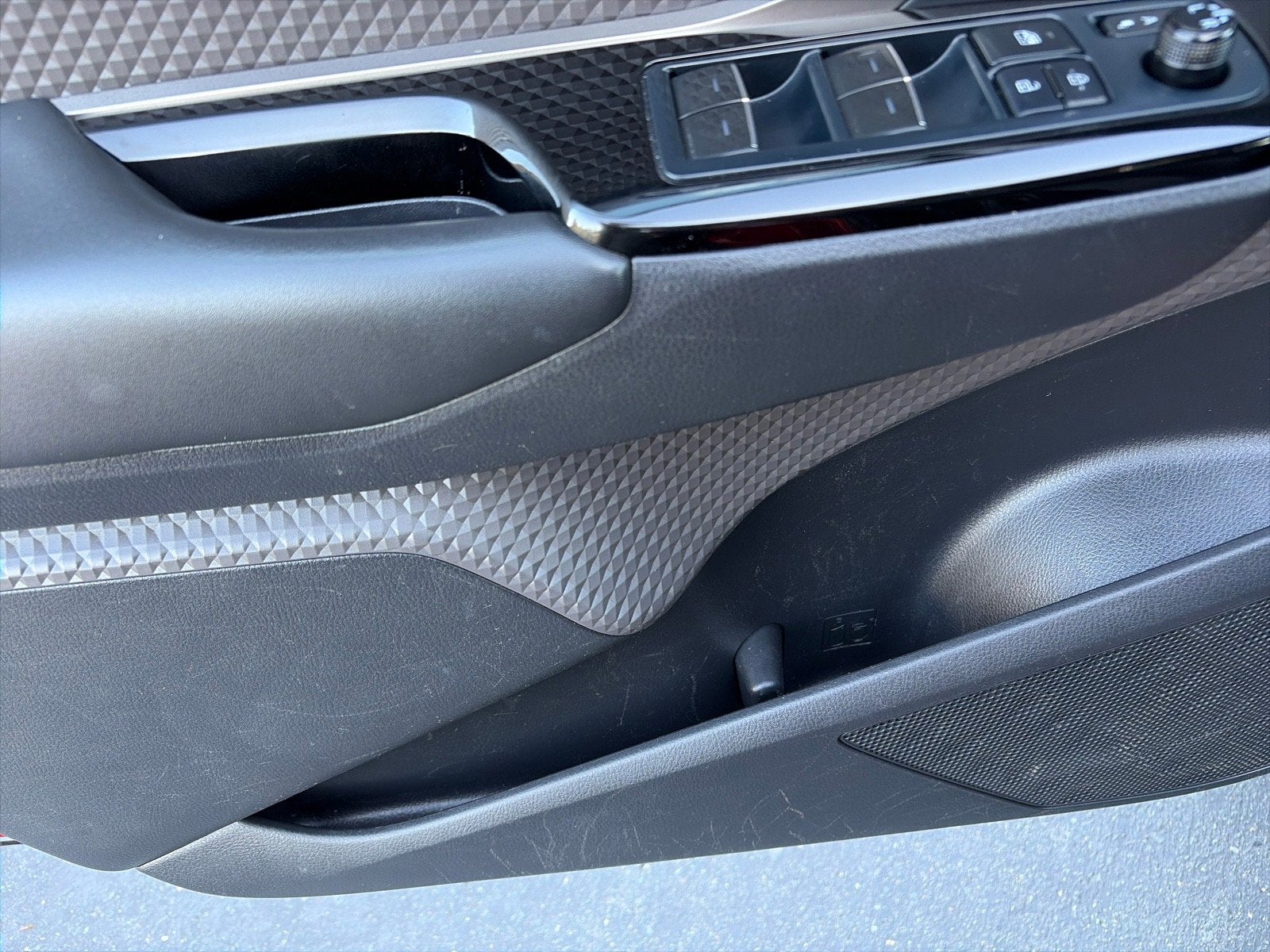 2022 Toyota C-HR Limited