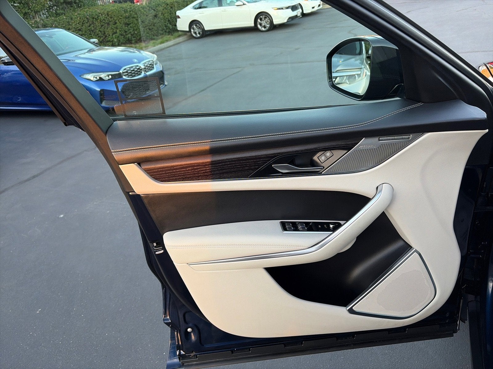 2025 Jaguar F-PACE R-Dynamic S