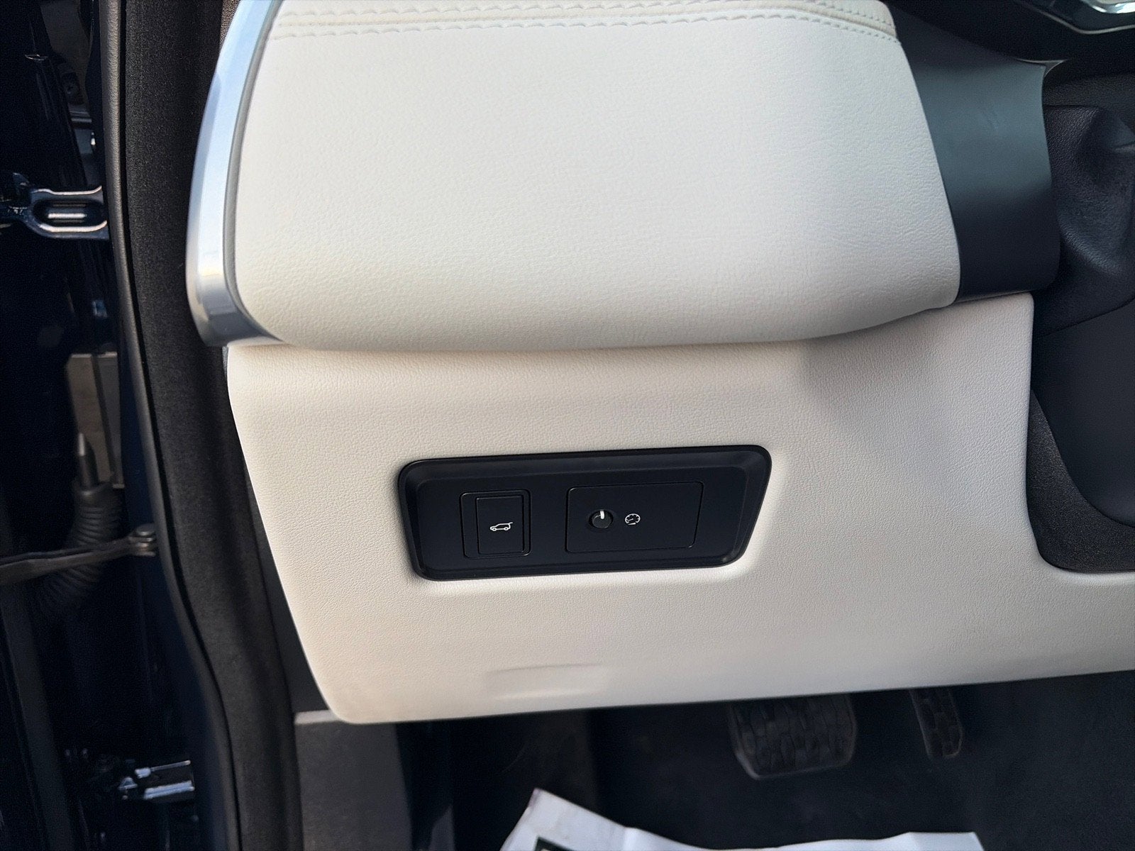 2025 Jaguar F-PACE R-Dynamic S