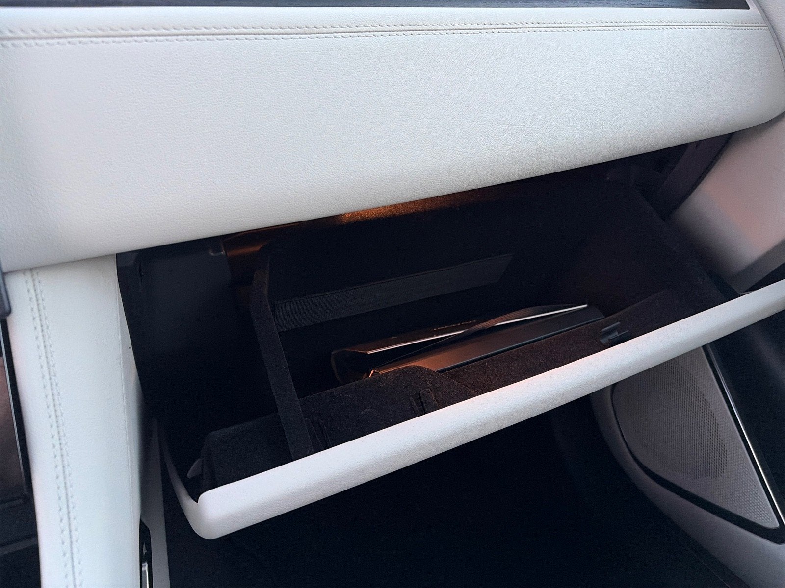 2025 Jaguar F-PACE R-Dynamic S