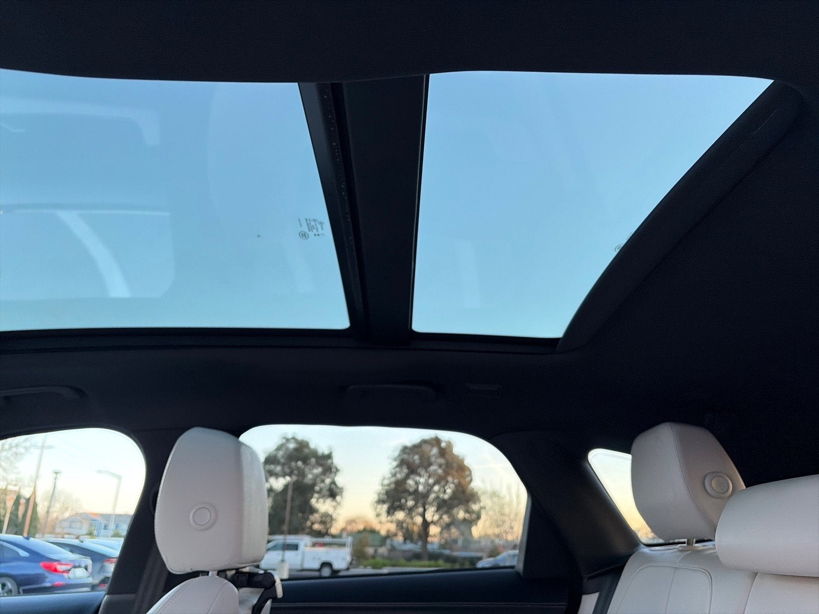 2025 Jaguar F-PACE R-Dynamic S