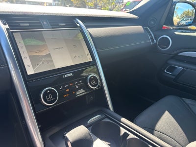 2025 Land Rover Discovery Dynamic SE