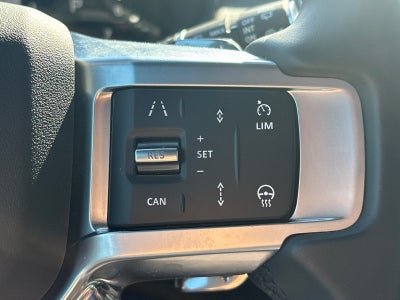 2025 Land Rover Discovery Dynamic SE