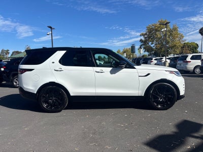 2025 Land Rover Discovery Dynamic SE