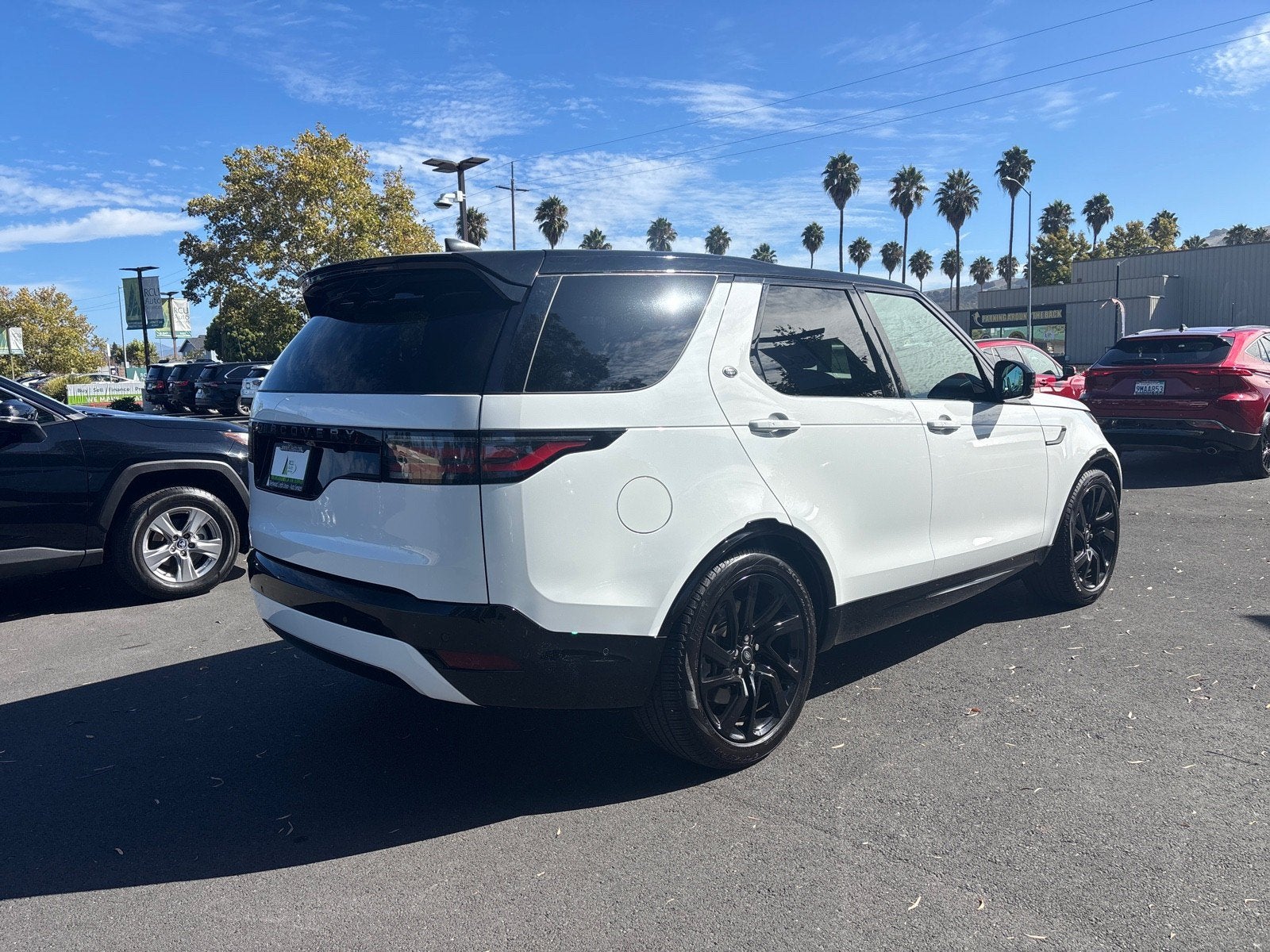 2025 Land Rover Discovery Dynamic SE