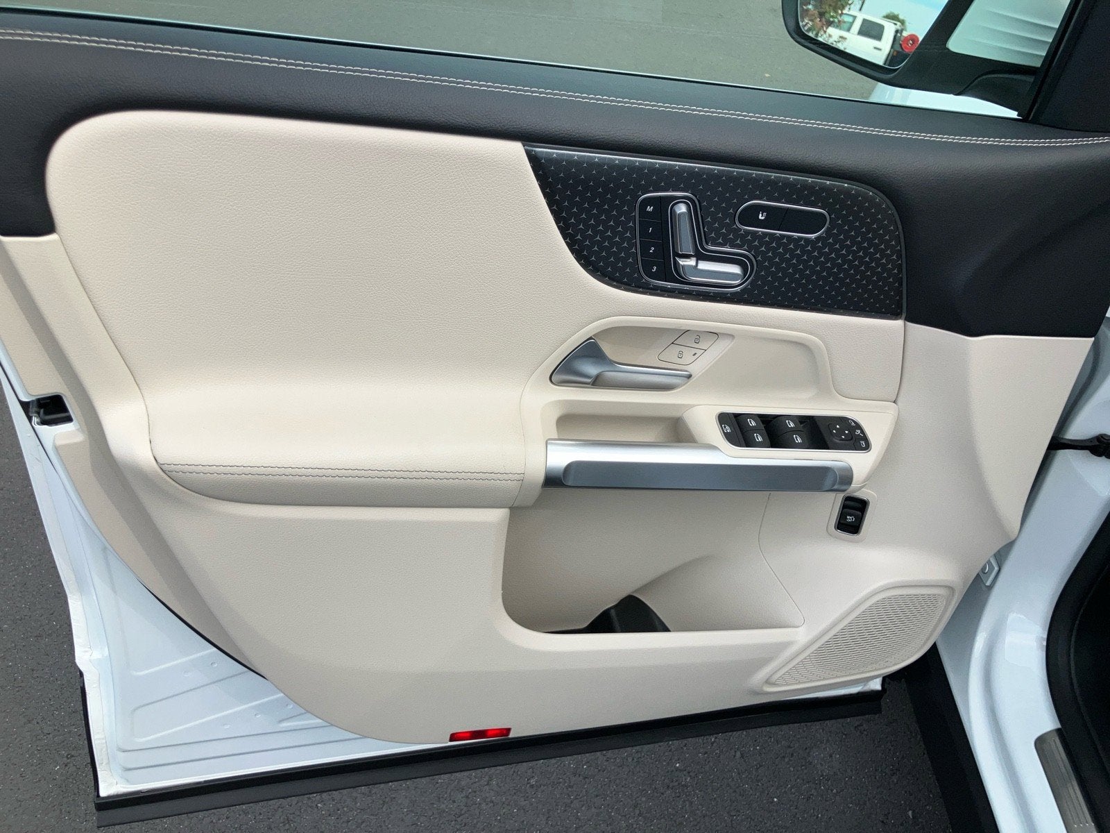 2025 Mercedes-Benz GLB GLB 250