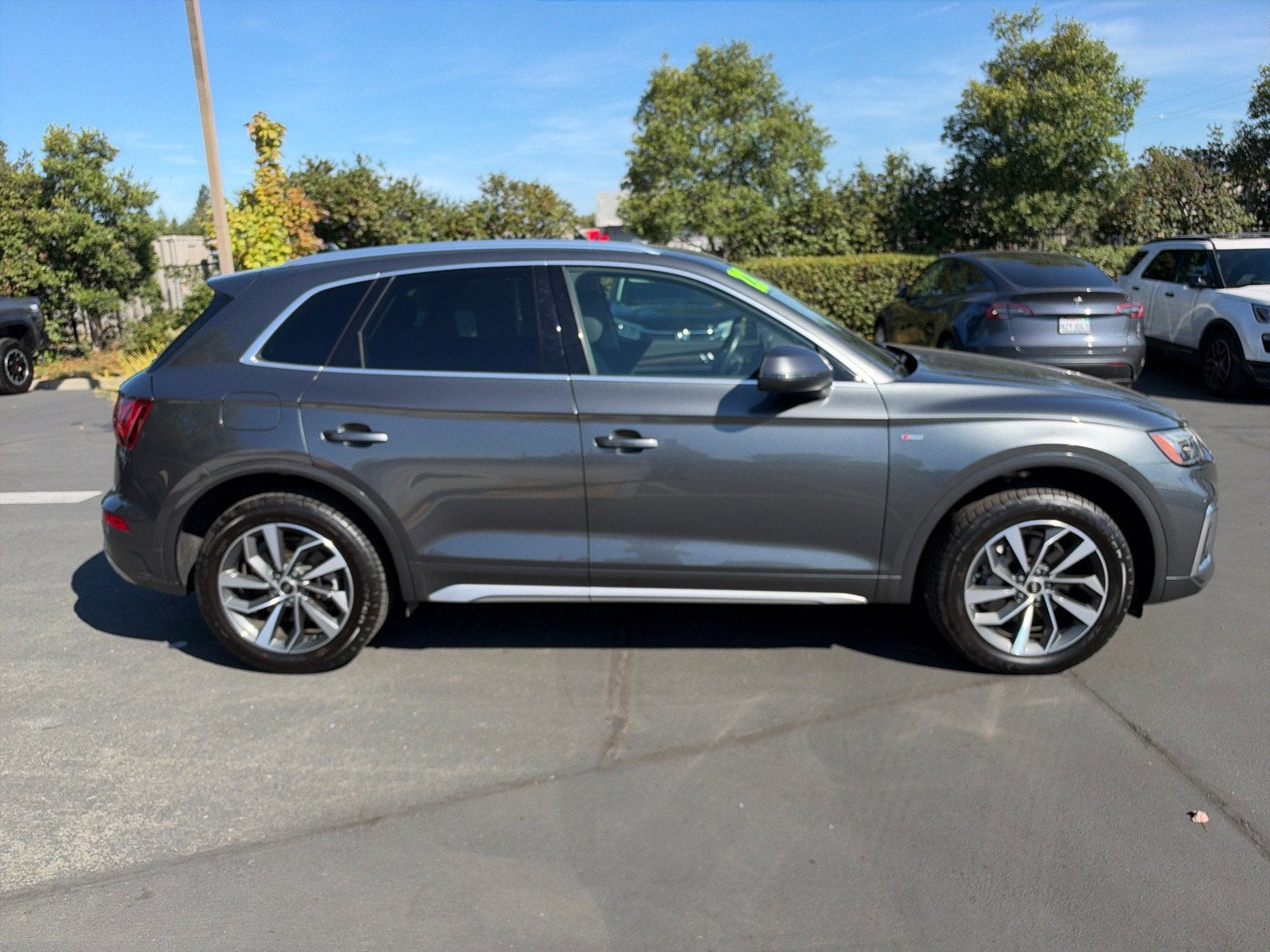 2022 Audi Q5 S line Premium Plus